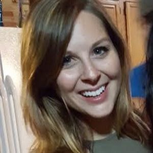 Meet your Posher, Caitlin